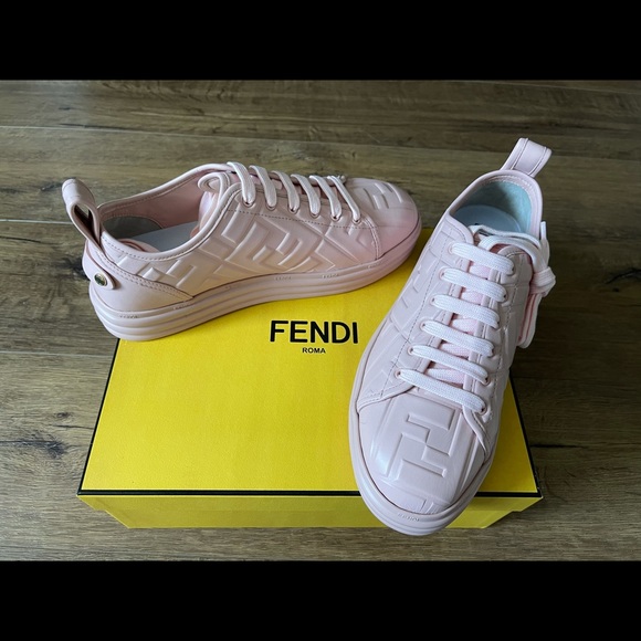 FENDI-AUTHENTIC NWT Pink Leather HighRise Sneakers - Picture 3 of 15